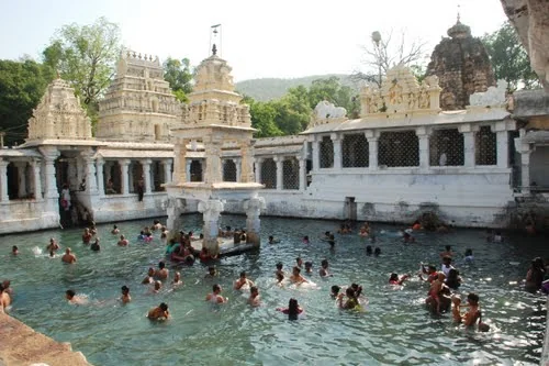 Tadipatri Royal Palace and Historical Museum