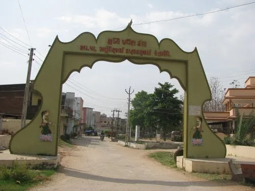 Historic 13th-Century Hazrat Arjun Shah Vali Dargah, Petlad