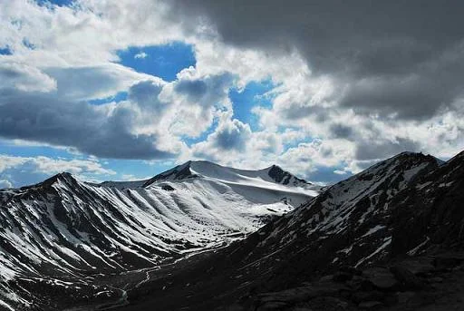High altitude pass crossing in Ladakh