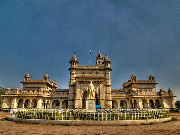 Mayo College