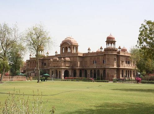 Lalgarh Palace