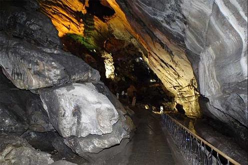 Borra Caves