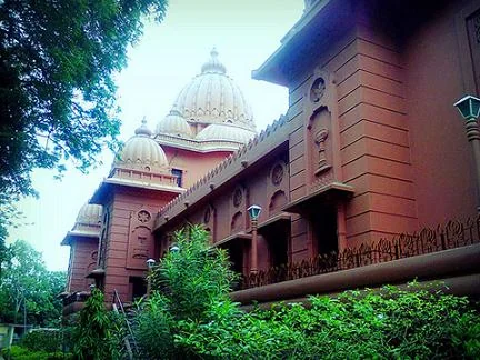 Jagat Mandir inside Ramakrishna Ashram