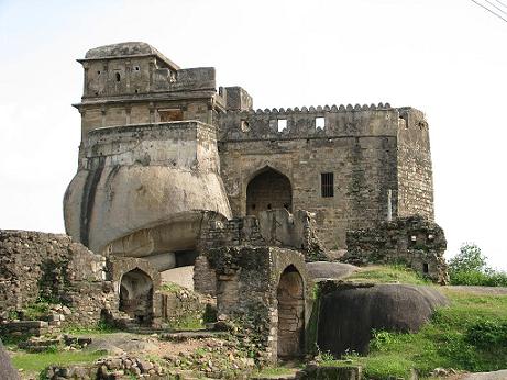 Madan Mahal Fort