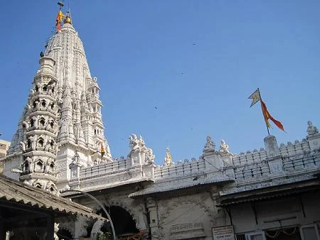 Babulnath Temple Swayambhu Shiva Hilltop Shrine in Malabar Hill Mumbai