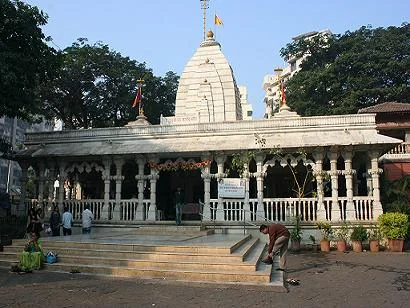 Mahalaxmi Temple Historic Tridevi Sea-Facing Shrine in Breach Candy Mumbai