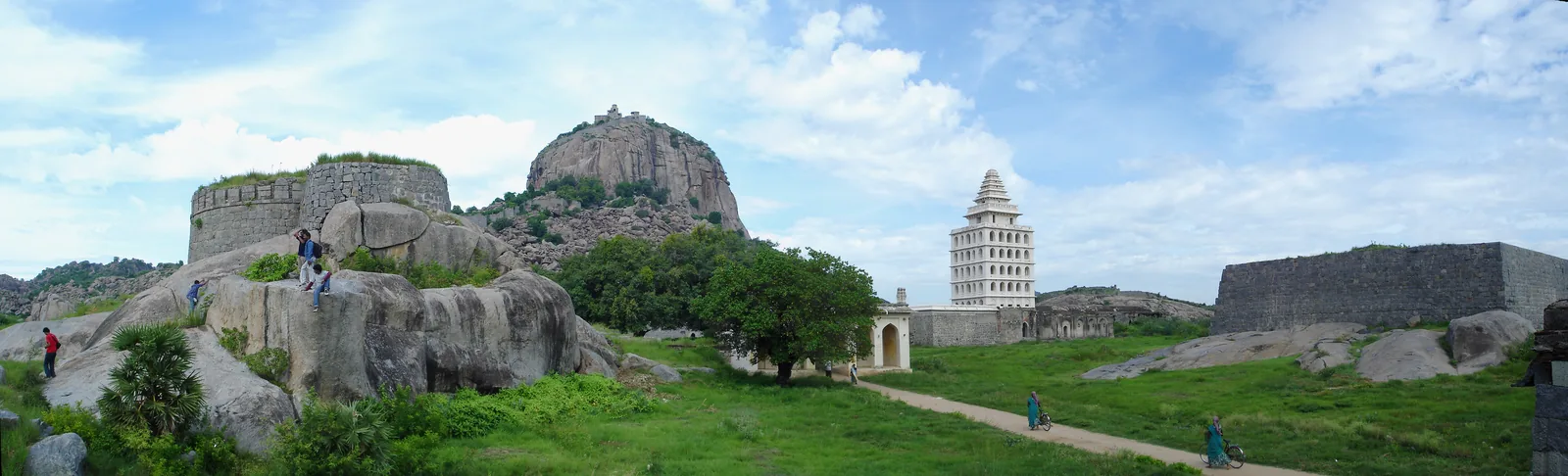 Panoramic Mountain Ridges and Highland Landscapes in Tamil Nadu