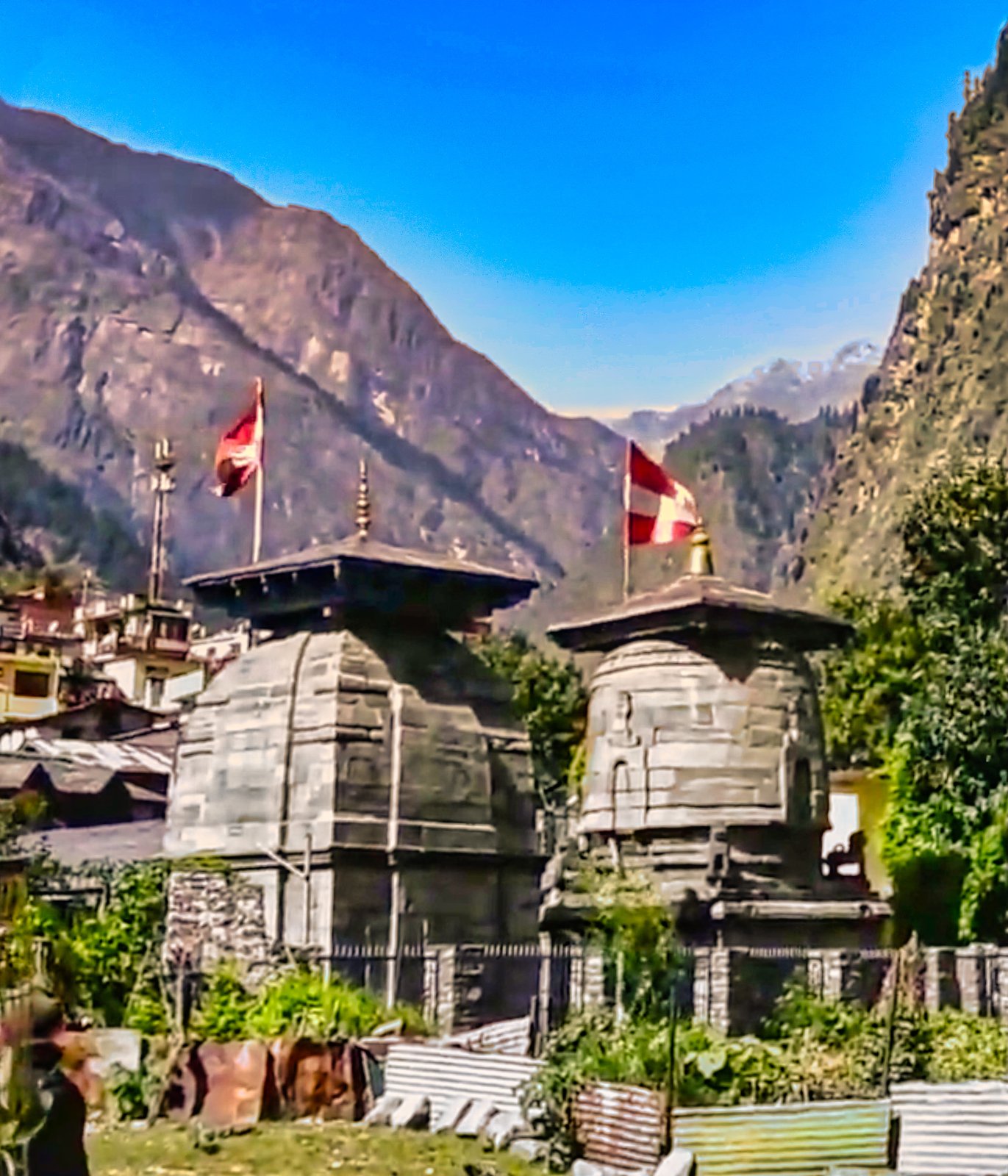Dehradun, Mana