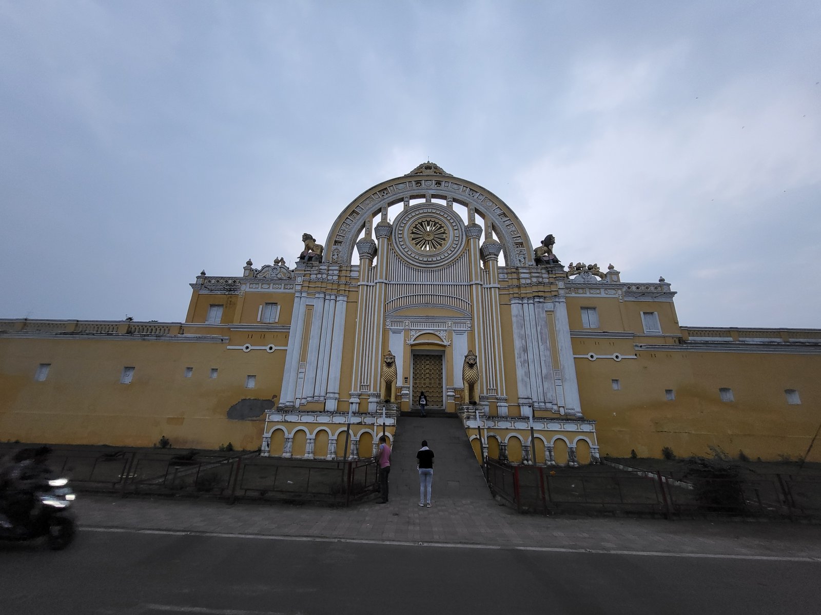 Talcher Palace and Samaleswari Temple on Brahmani River