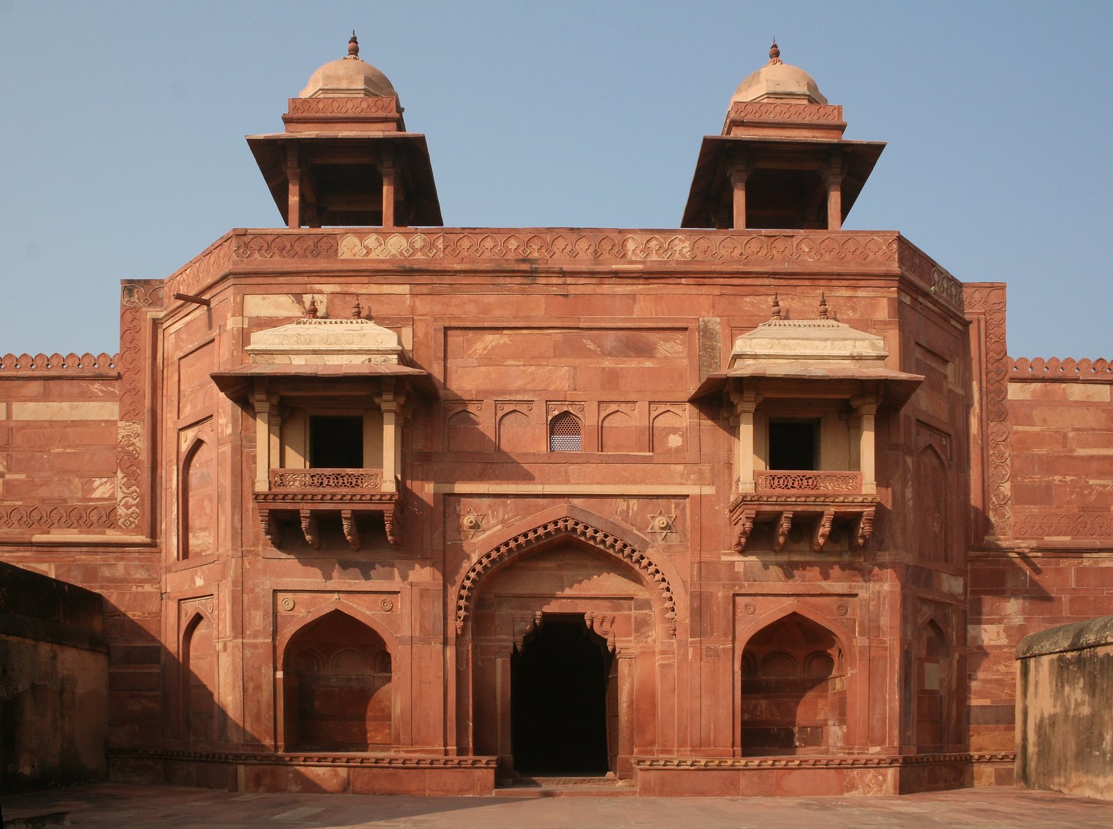 Diwan-i-Khas and Central Lotus Pillar