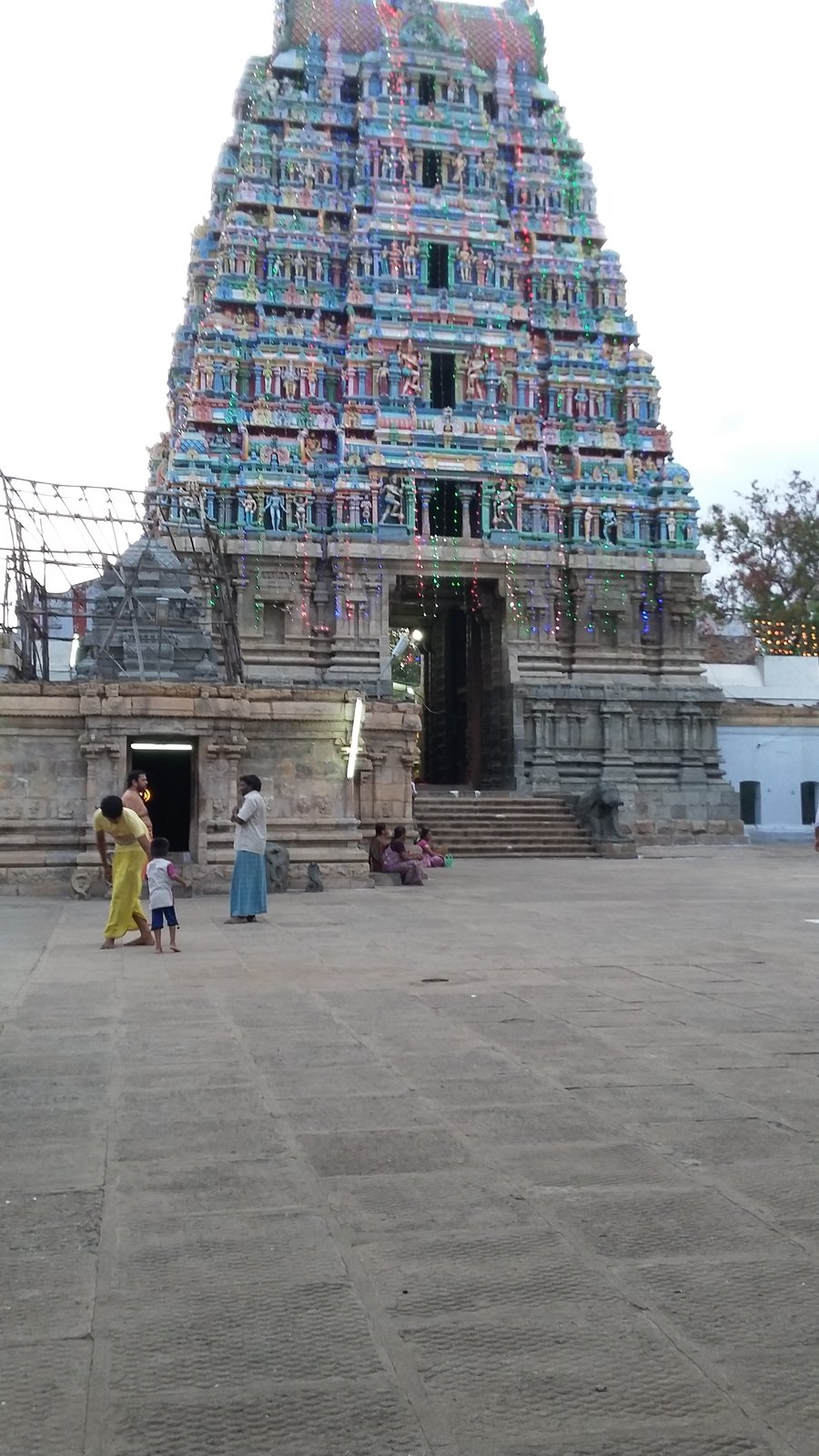 Stepped Kailasa Theertham Temple Tank & Pillared Mandapam