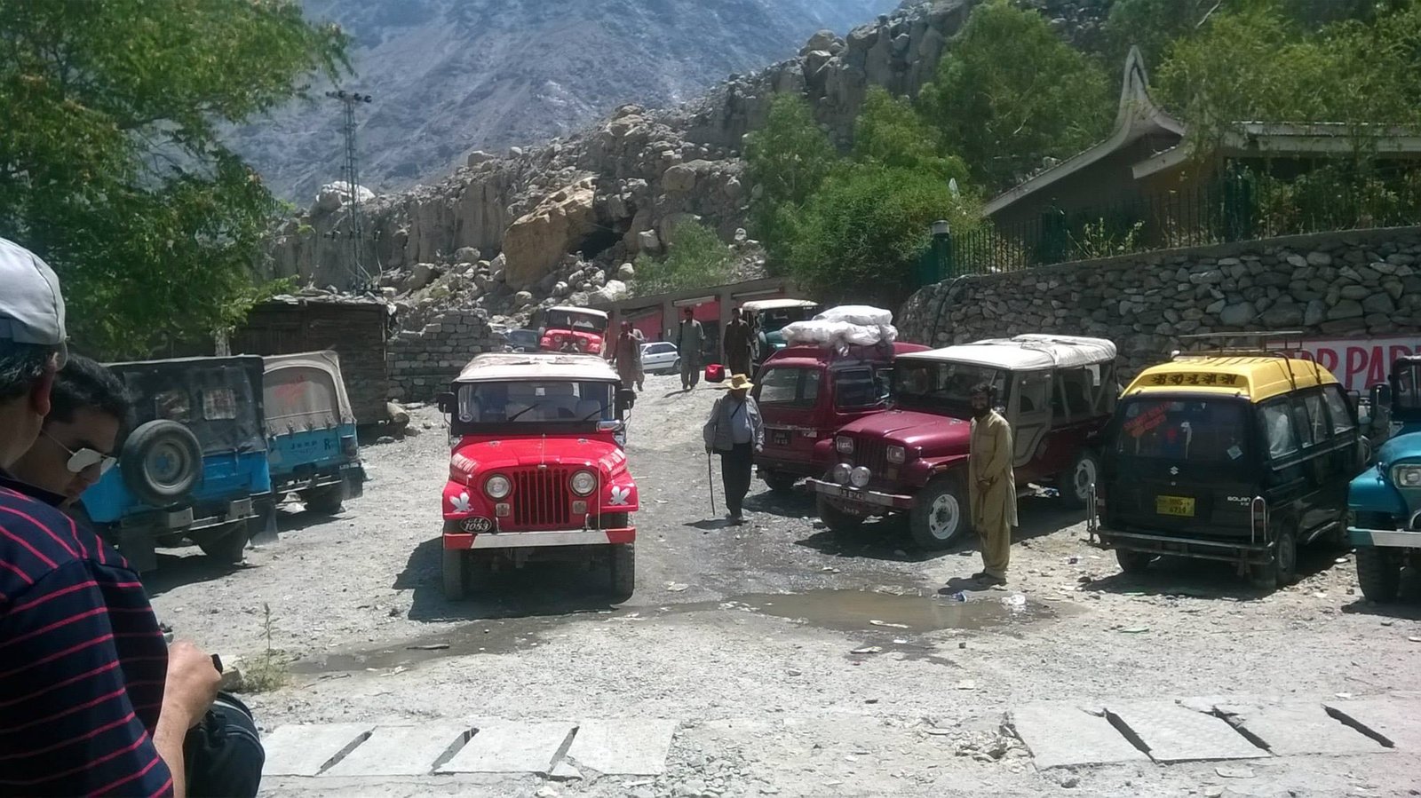 Raikot Town Center and Canal Crossing