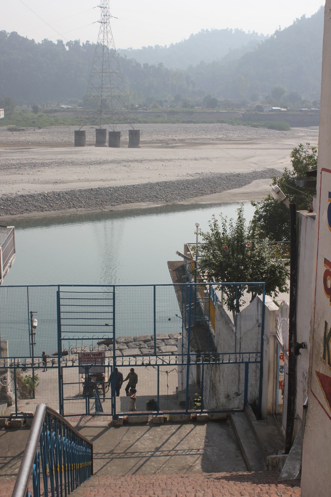 Pantnagar Airport, Paonta Sahib