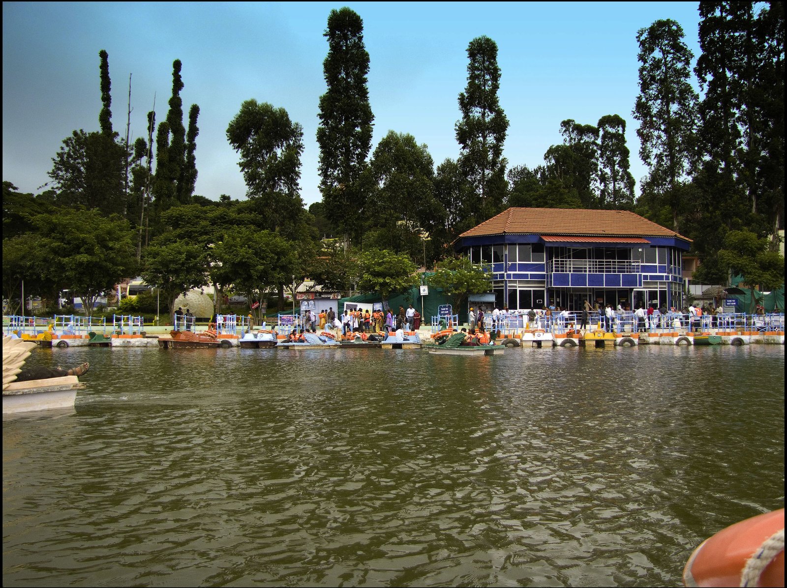 Kathgodam, Yercaud