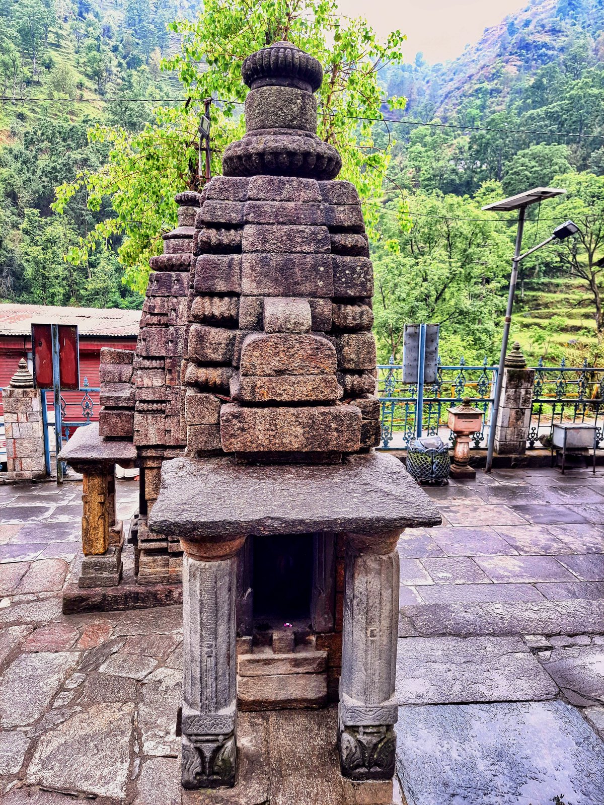 Mahavatar Babaji & Himalayan Meditation Caves, Nandprayag