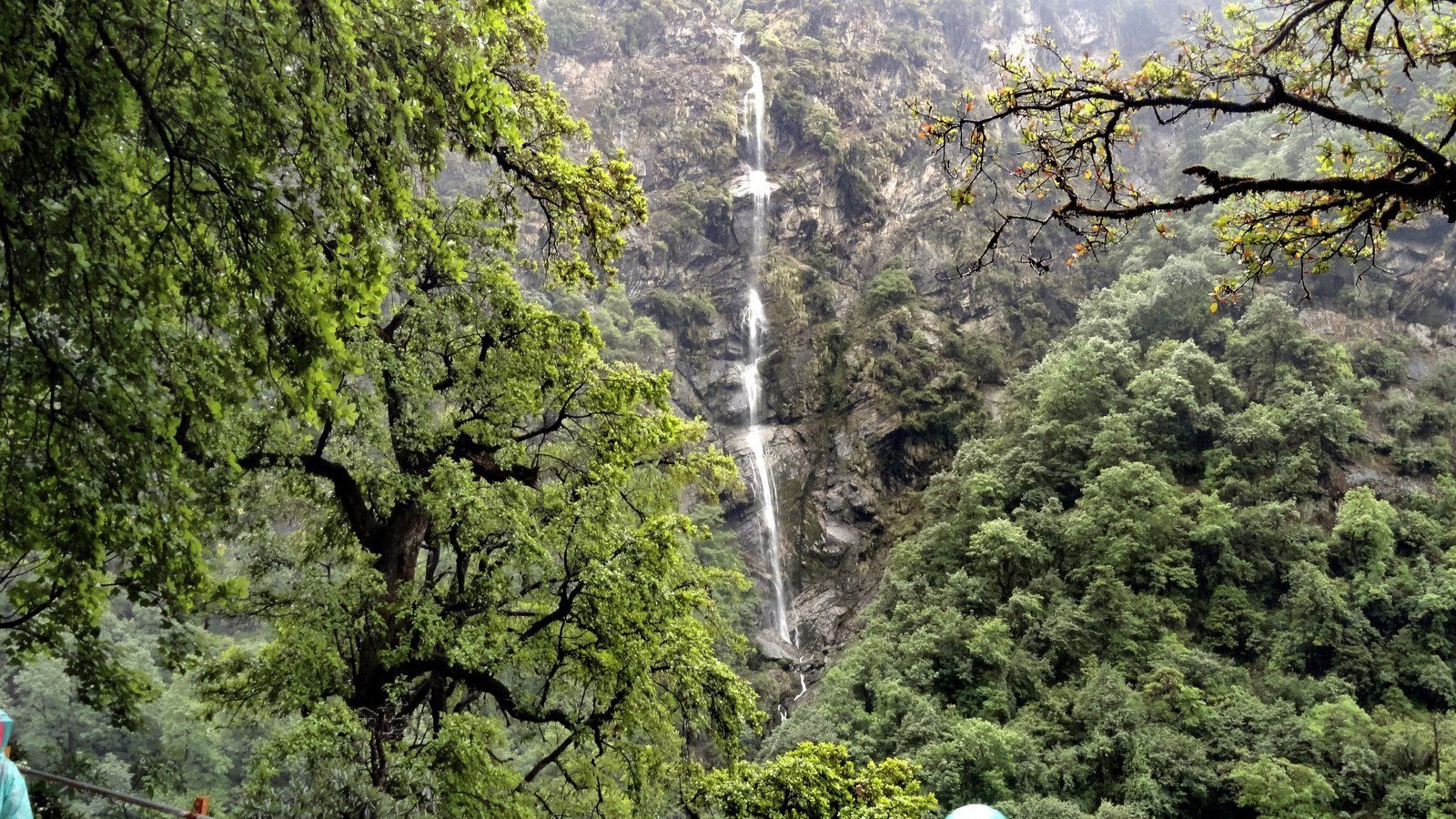 The temple is closed from 3–5PM, Gaurikund