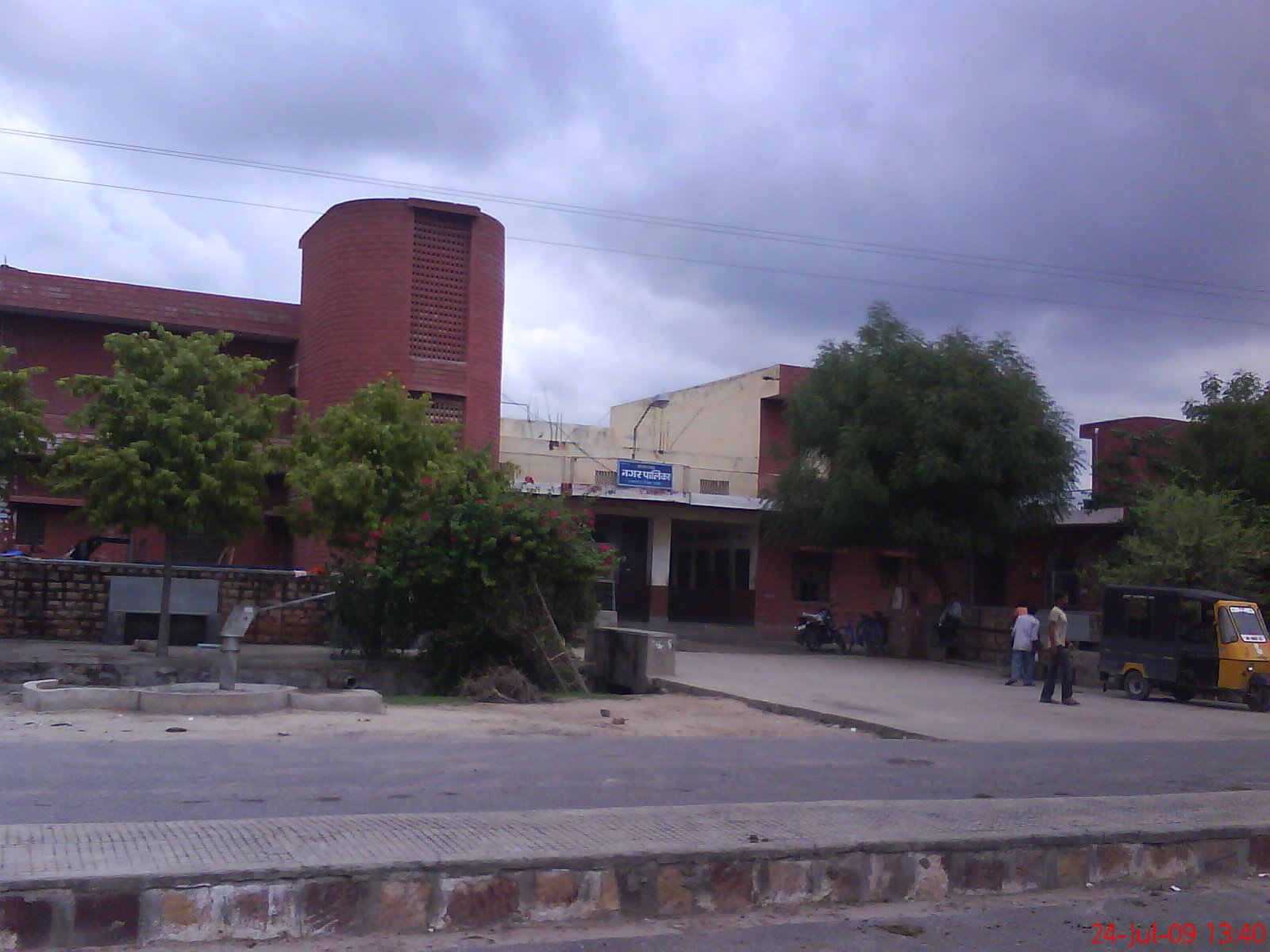 Takhatgarh bus stand