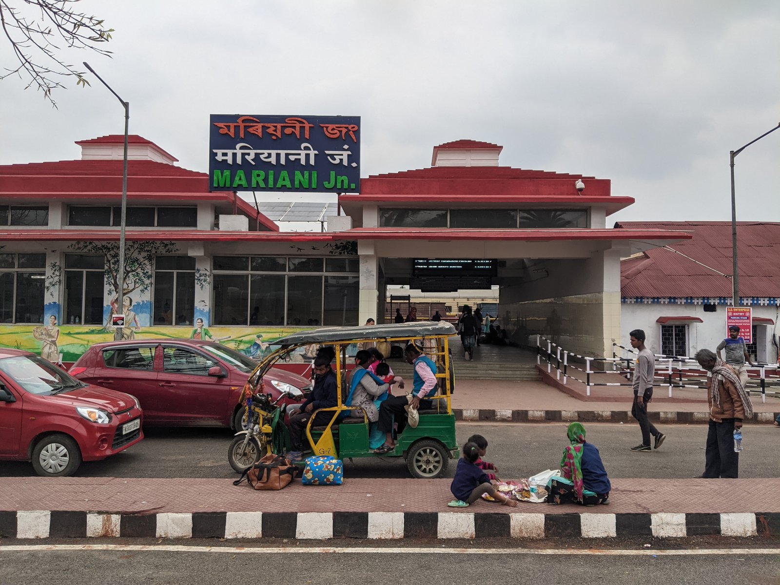 Historic Riverside Promenade & Ghats of Mariani, Mariani