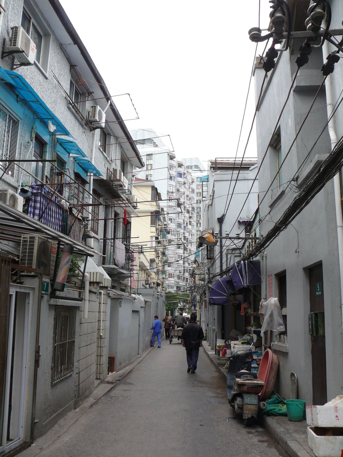 Shanghai - Lilong in Shanxi Nan Lu