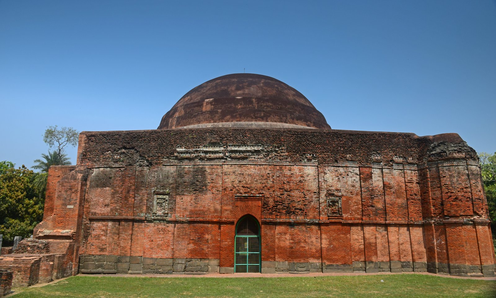 Chika alias Chamkan Mosque at Gaur in Malda District 19