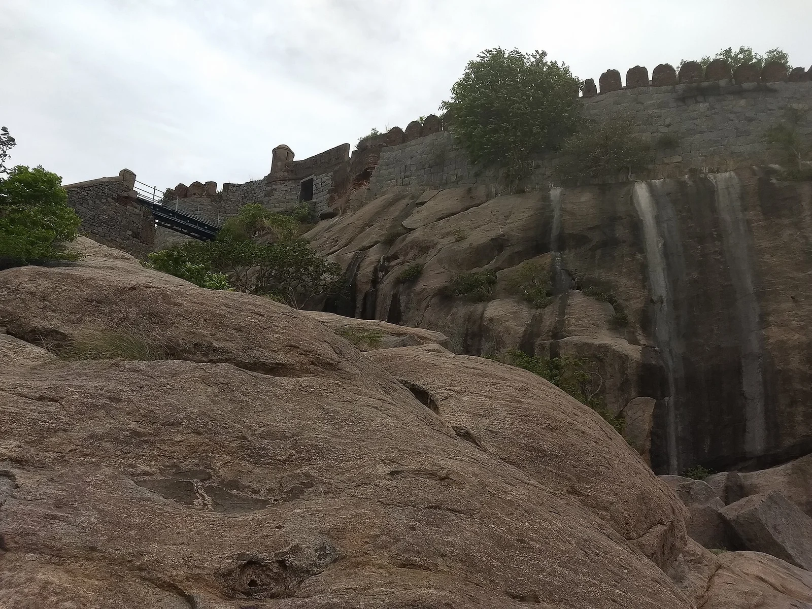 Wooden bridge across the chasm on the Rajagiri climb