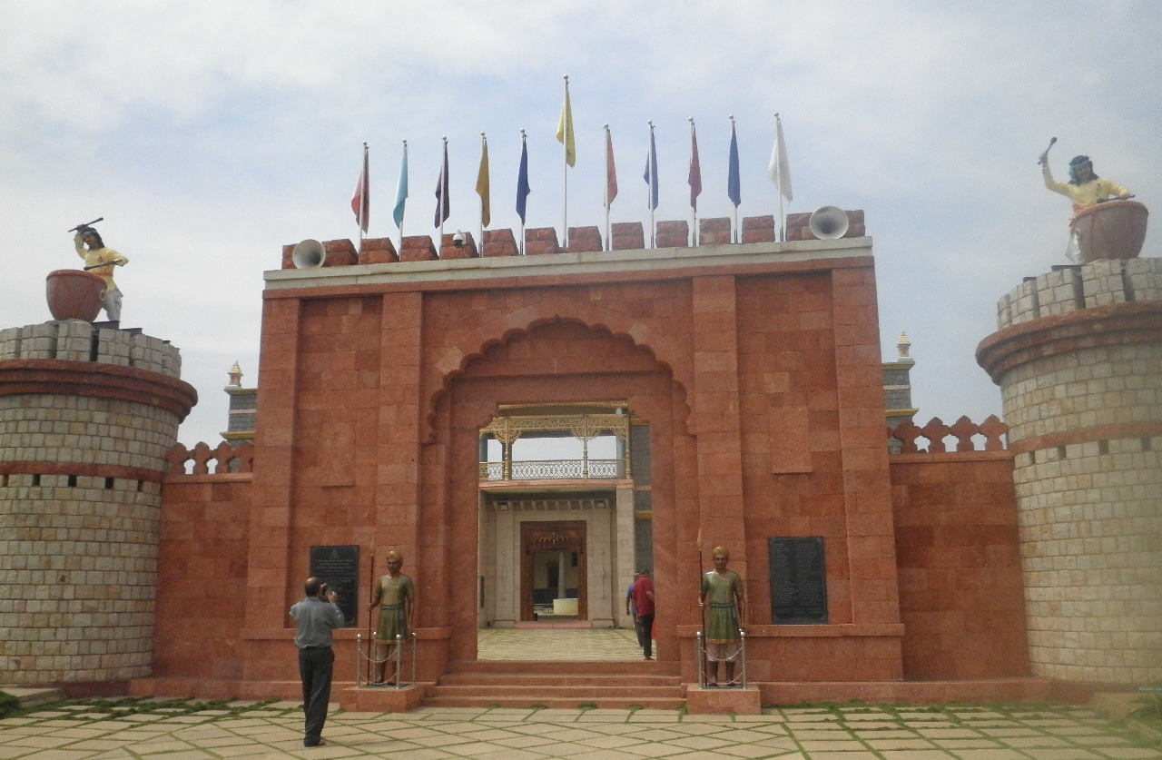 Kaginele Kanakadasa Palace and Memorial Fort