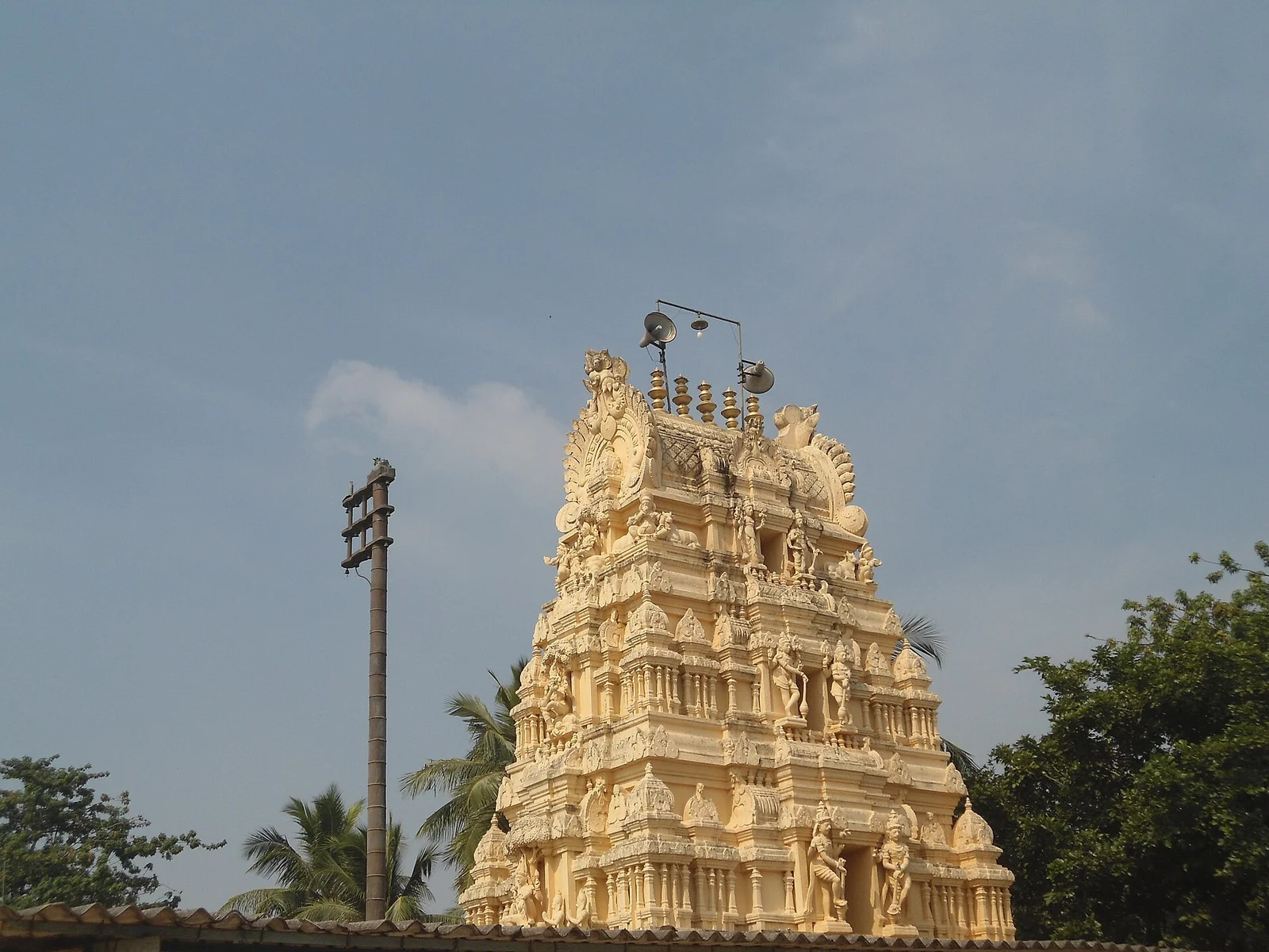 Kotipalli Shiva Temple main shrine courtyard on the Gautami Godavari bank