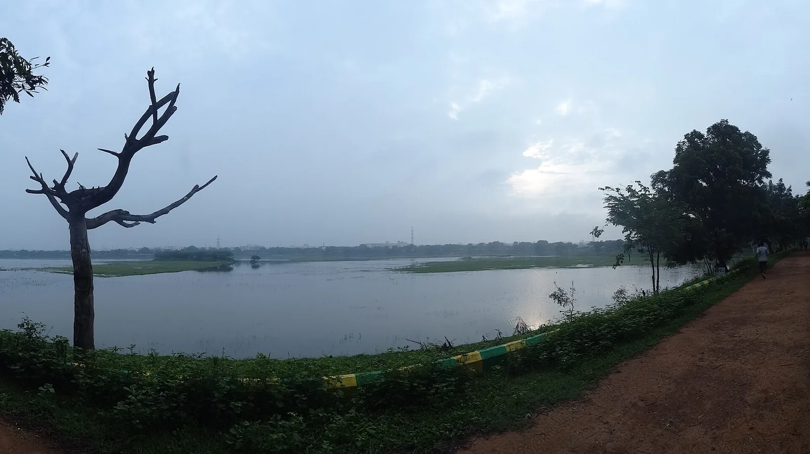 Kunduvada Lake Glass House Davanagere