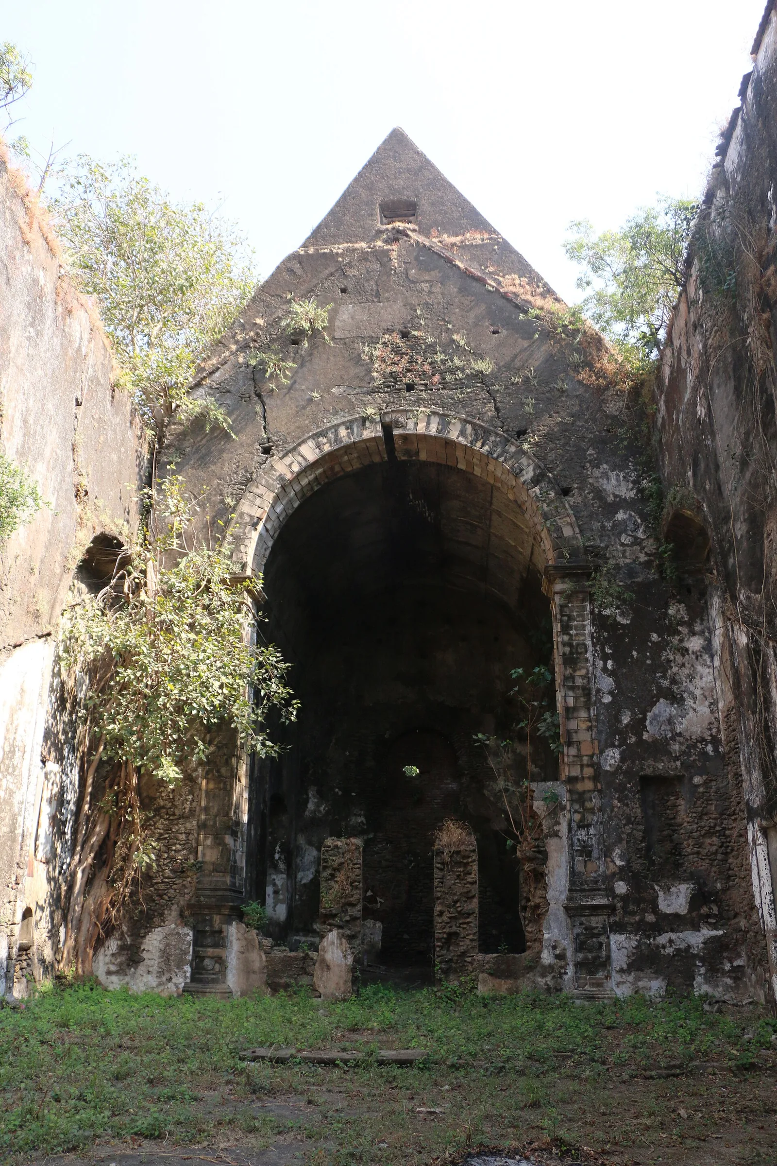 Moti Daman Fort near Vapi