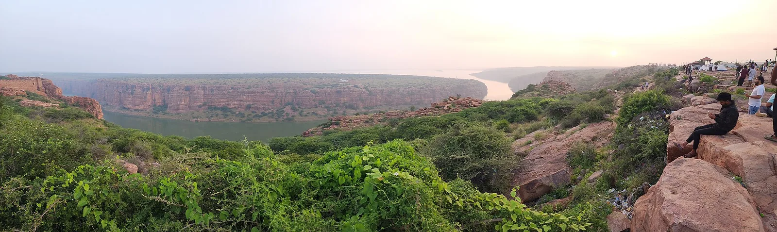 Mukti Rameswaram and Mukundeshwara Shiva Temple Penna Riverfront