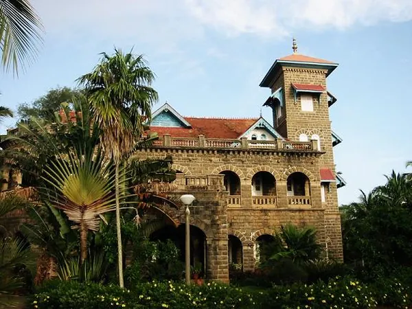 Halcyon Castle