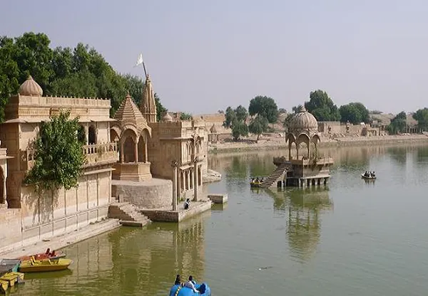 Gadisar Lake