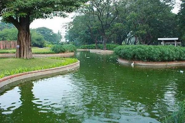 Semmozhi Poonga