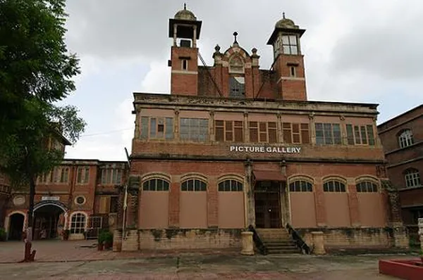 Maharaja Fateh Singh Museum