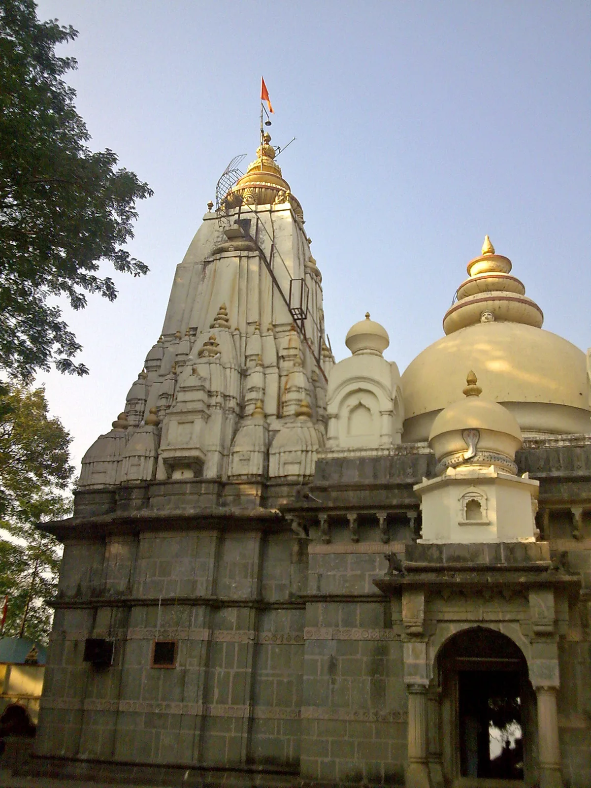 Vajreshwari Temple and Hot Springs