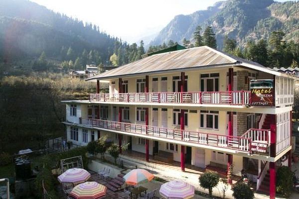 Hotel Chetna and Cottages Manali