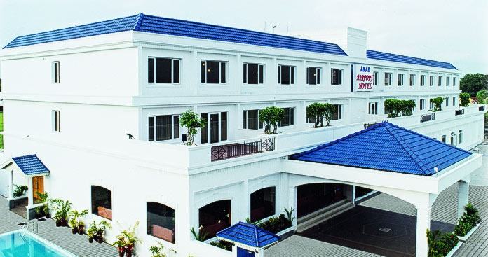 Abad Airport Hotel Cochin