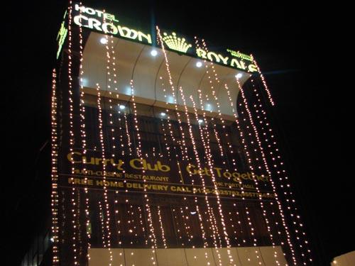 Hotel Crown Royale