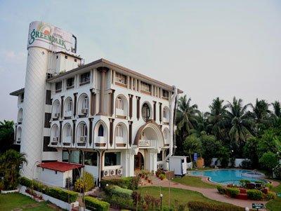 Green Park Hotel