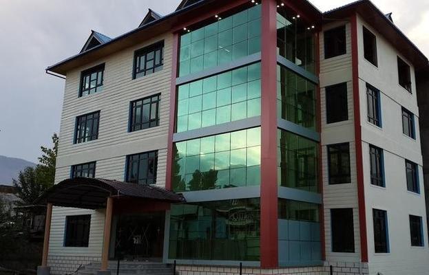 Triden Kashmir Resort Srinagar