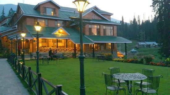 Heevan Retreat Gulmarg