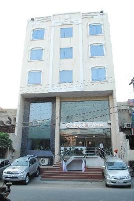 Aay Kay Hotel Amritsar
