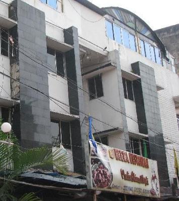 Hotel Heera Holiday Inn