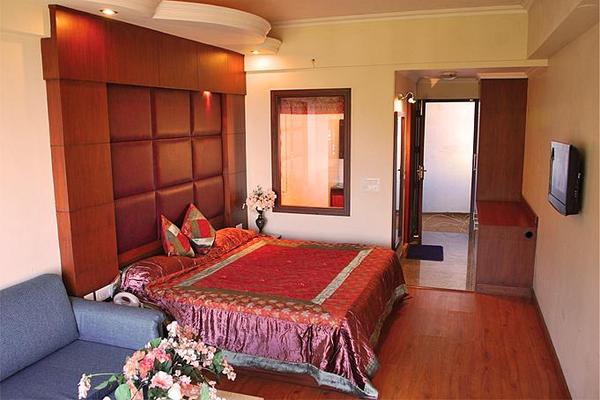 Hotel Vishnu Palace 