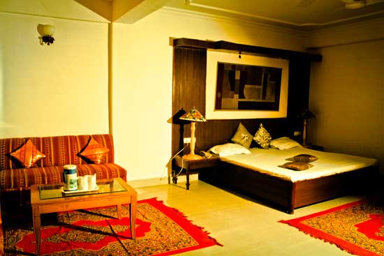 Hotel Vishnu Palace 