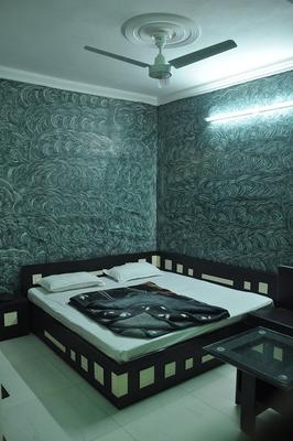 Hotel MG Residency