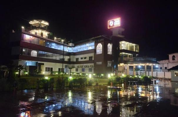 Hotel JSR Inn
