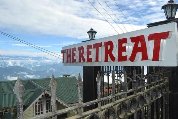 Hotel The Retreat  Darjeeling