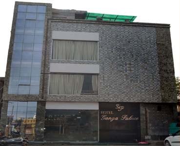 Hotel Ganga Palace