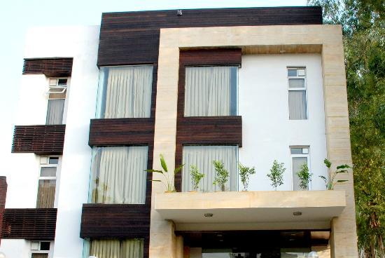 P K  Boutique Hotel	